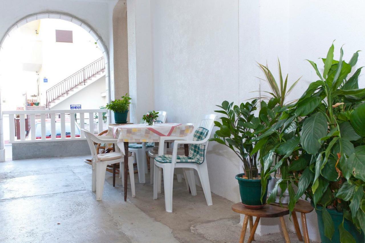 Apartmani Ruza Makarska Exteriör bild