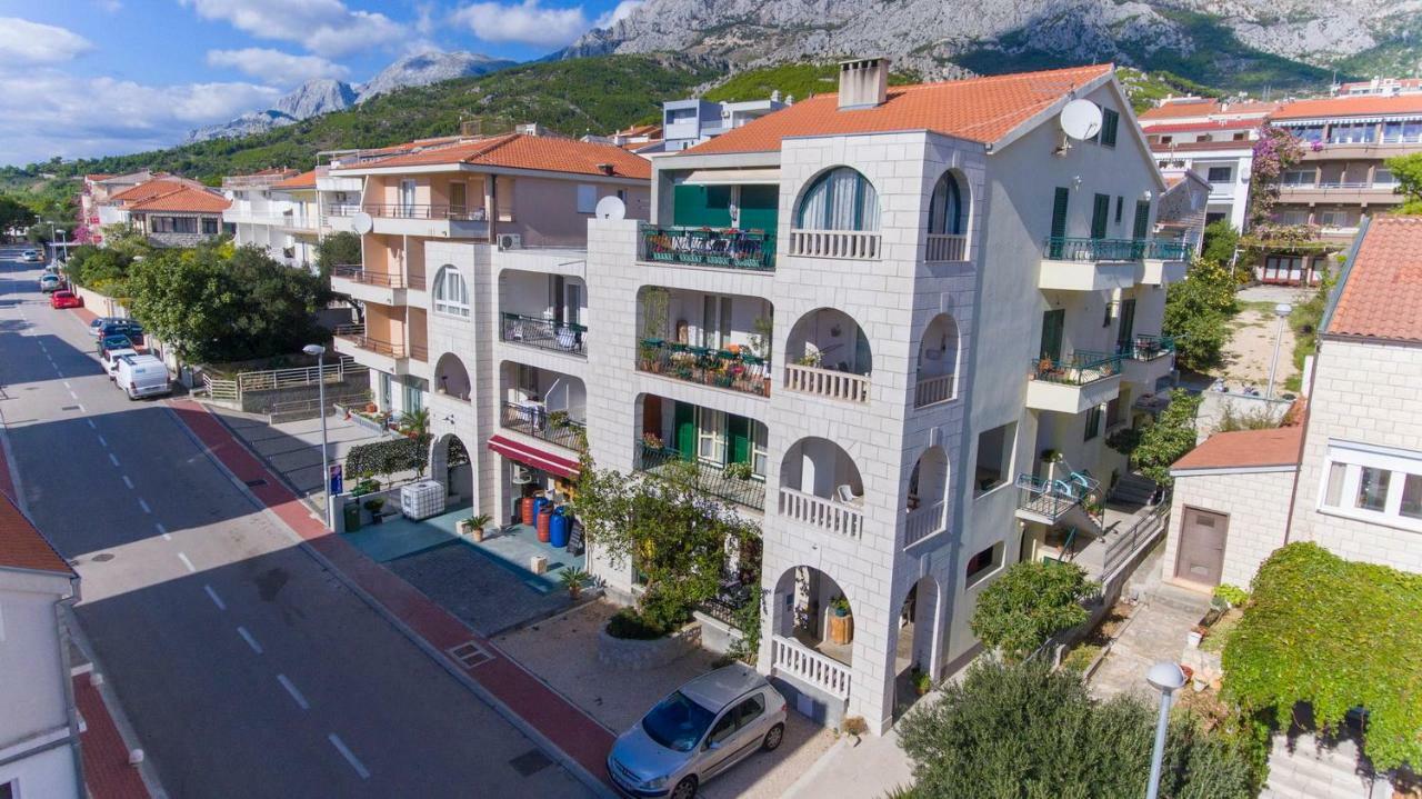 Apartmani Ruza Makarska Exteriör bild